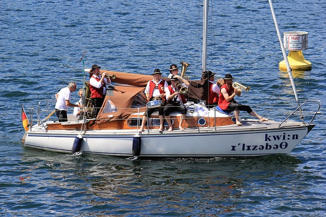 许多物流企 许多物流企